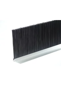 "F" natúr alu profilos kefetömítés 133 mm-es sörtével